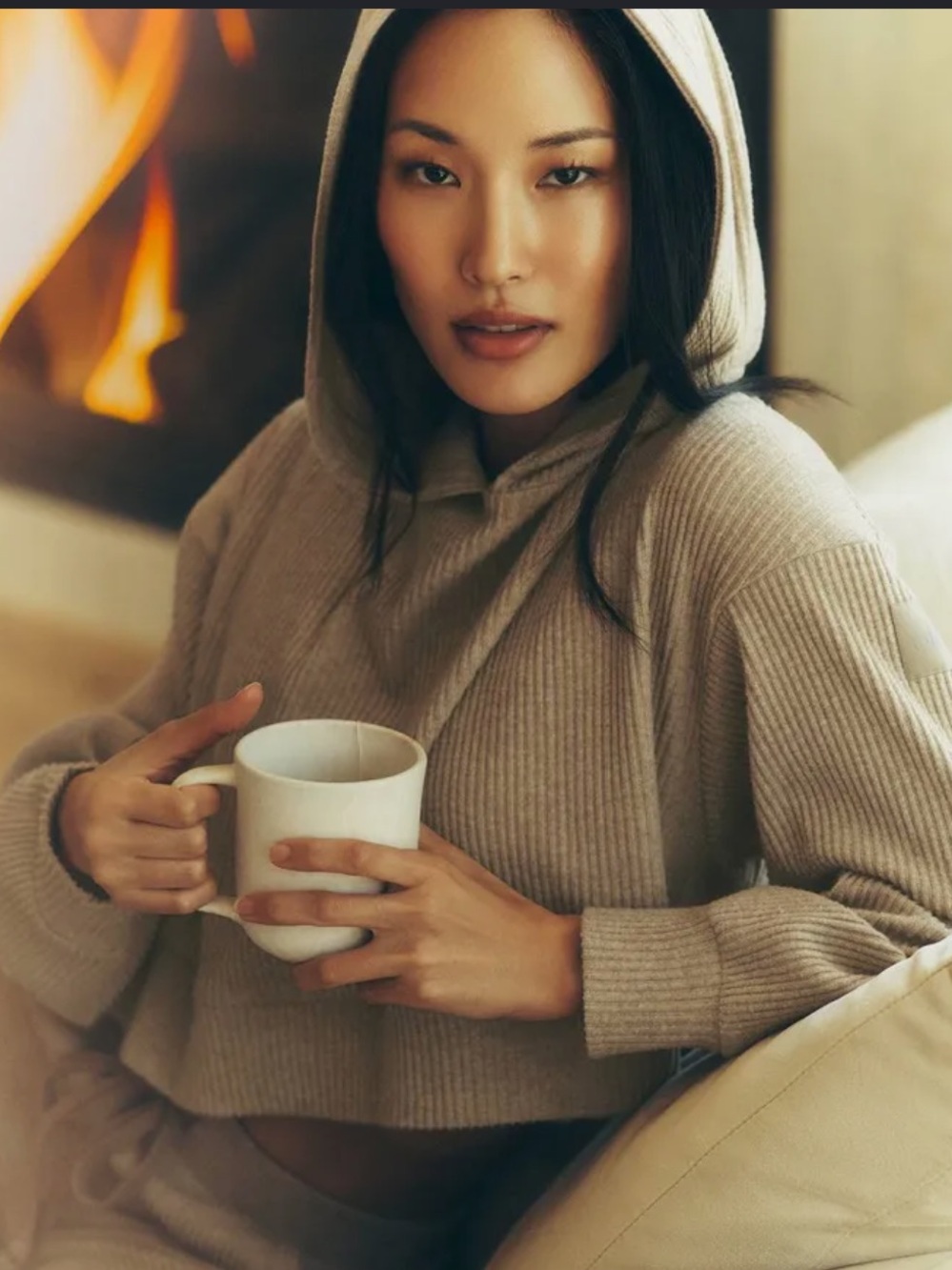Alo Yoga Muse Hoodie in Brown Size Medium